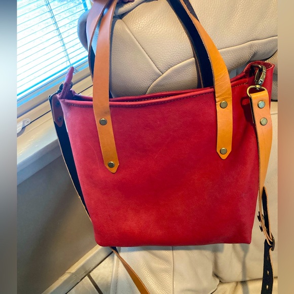 Boutique Red Leather Purse with Shoulder Strap*New - Picture 1 of 5